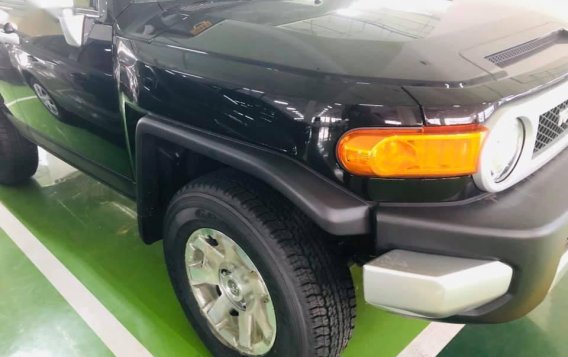 Selling Black Toyota FJ Cruiser 2020 in Manila-1