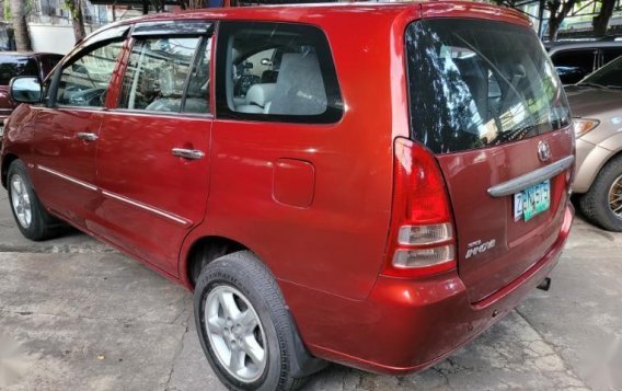 Red Toyota Innova 2005 for sale in Manila-6