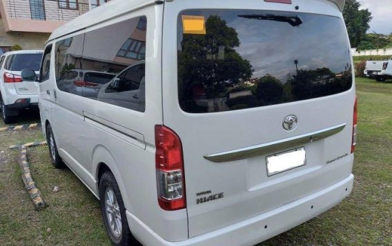 Selling Pearl White Toyota Hiace Super Grandia 2018 in Makati-5