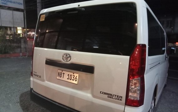 Selling White Toyota Hiace 2019 in Imus-2