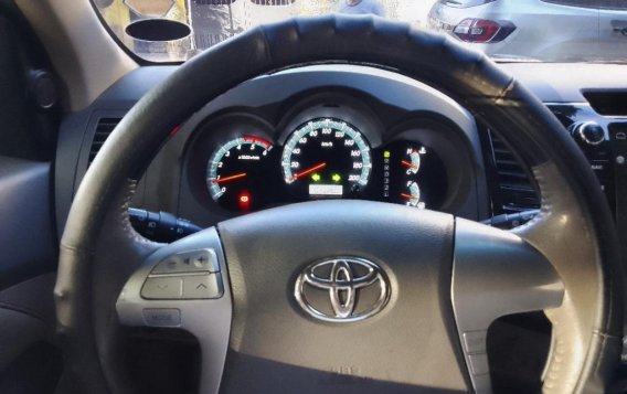 Selling Black Toyota Fortuner 2013 in Quezon-7