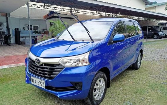 Selling Blue Toyota Avanza 2018 in Quezon-2