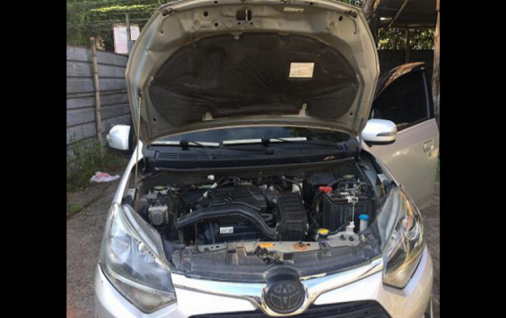 Selling Silver Toyota Wigo 2019 Hatchback in Caloocan-4