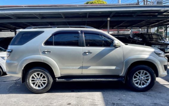 Sell Silver 2014 Toyota Fortuner in Las Piñas-2