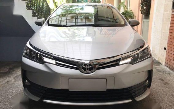 Selling Silver Toyota Corolla Altis 2017 in San Juan