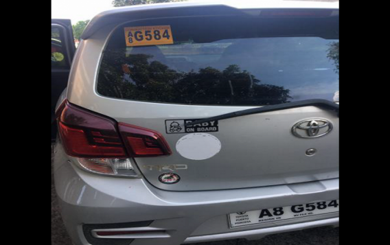 Selling Silver Toyota Wigo 2019 Hatchback in Caloocan-8