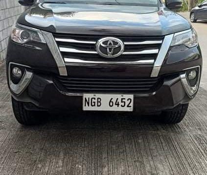 Selling Brown Toyota Fortuner 2020 in Quezon-5