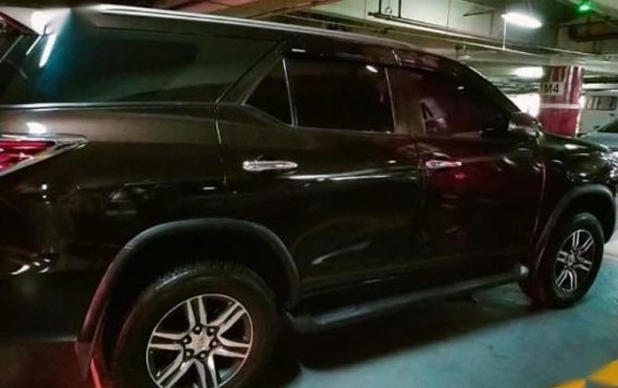 Brown Toyota Fortuner 2018 for sale in Manila-3