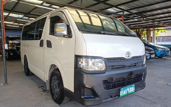 White Toyota Hiace 2013 for sale in Manual-5