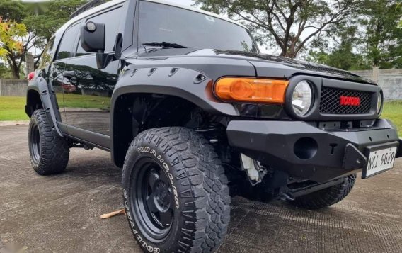 Black Toyota Fj Cruiser 2016 for sale in Automatic-1