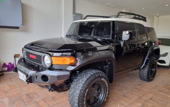 Black Toyota Fj Cruiser 2016 for sale in Automatic-4