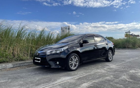 Black Toyota Corolla Altis 2016 for sale in Taytay