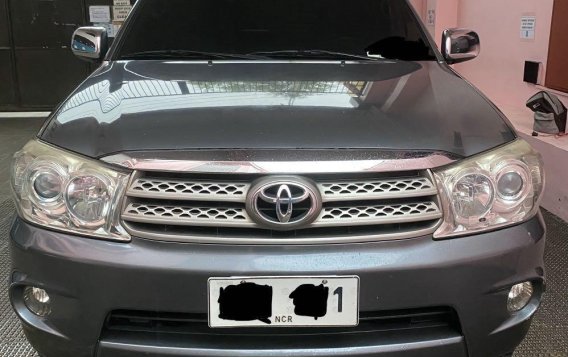 Grey Toyota Fortuner 2010 for sale in San Juan