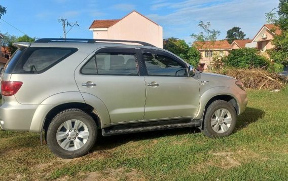 Selling Silver Toyota Fortuner 2007 in Muntinlupa