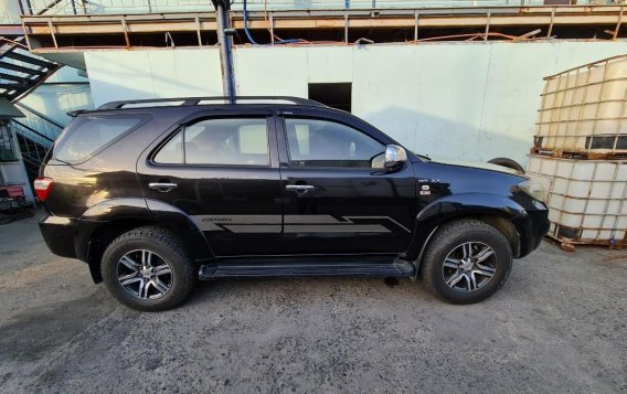 Black Toyota Fortuner 2010 for sale in Pasay -2