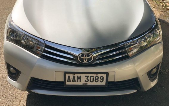 Selling Silver Toyota Corolla Altis 2014 in Quezon City-2