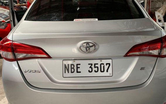 Selling Silver Toyota Vios 2018 in Quezon City-6
