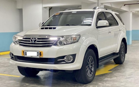 Selling Pearl White Toyota Fortuner 2016 in Parañaque-3