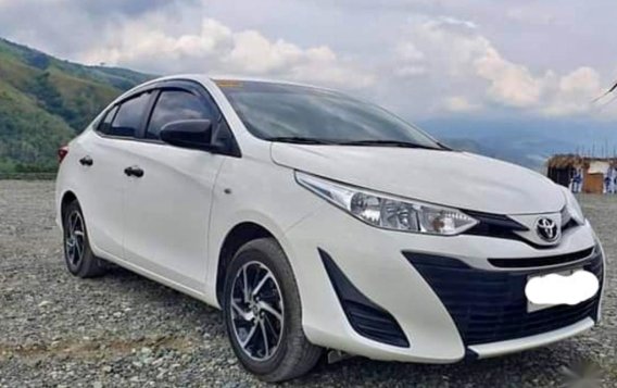 Selling White Toyota Vios 2018 in Manila