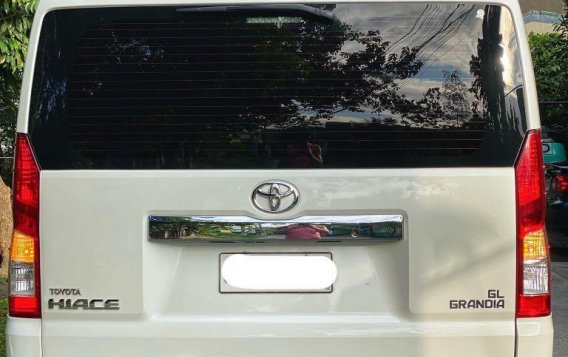 Selling Pearl White Toyota Hiace 2019 in Pasay-3