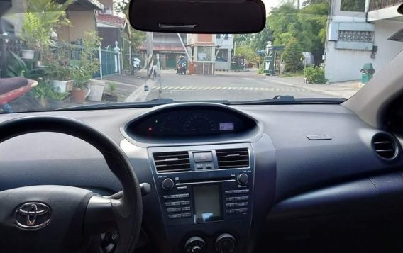 Silver Toyota Vios 2012 for sale in Automatic-4