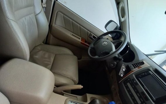 Selling Silver Toyota Fortuner 2011 in Parañaque-4