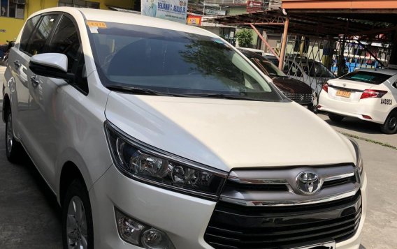 Pearl White Toyota Innova 2019 for sale in Makati 