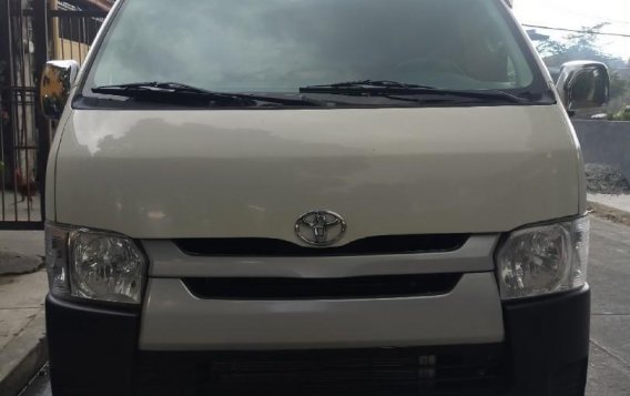 White Toyota Hiace 2019 for sale in Pasig-5