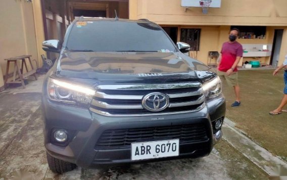 Selling Silver Toyota Hilux 2017 in San Juan