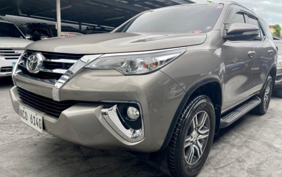 Silver Toyota Fortuner 2017 for sale in Las Piñas-2