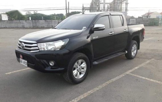 Black Toyota Hilux 2017 for sale in Automatic