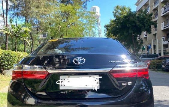 Selling Black Toyota Corolla Altis 2017 in Taguig-3