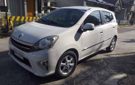 White Toyota Wigo 2016 for sale in Lucena