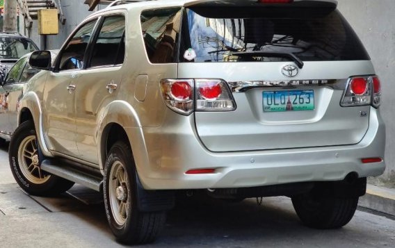 Sell Silver 2013 Toyota Fortuner in Manila-3