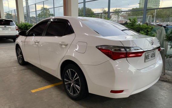 Pearl White Toyota Altis 2018 for sale in Pasig-2
