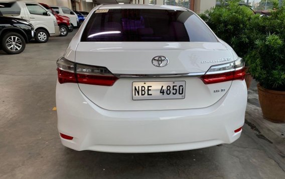 Pearl White Toyota Altis 2018 for sale in Pasig-1