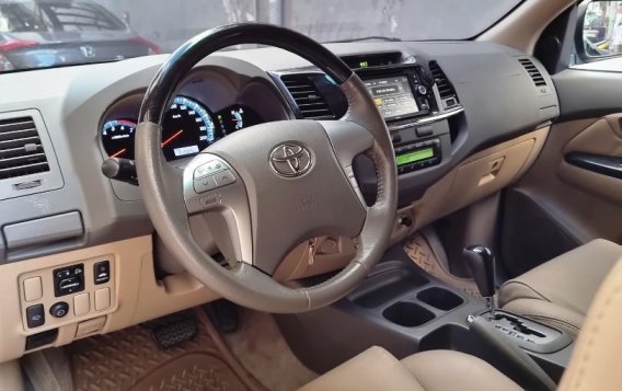 Sell Silver 2013 Toyota Fortuner in Manila-6