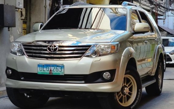 Sell Silver 2013 Toyota Fortuner in Manila