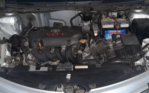 Selling Pearlwhite Toyota Vios 2015 in Caloocan-2