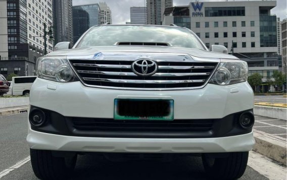 Selling Pearl White Toyota Fortuner 2013 in Taytay-2