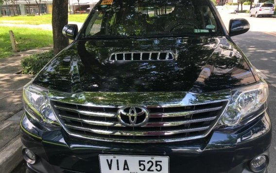 Selling Black Toyota Fortuner 2014 in Pasay-3