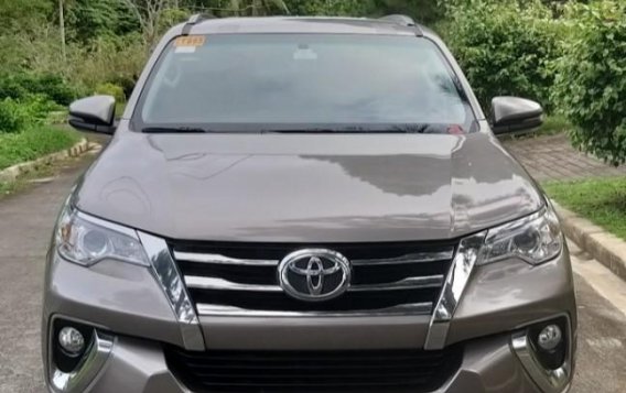 Selling Silver Toyota Fortuner 2019 in Balete-4
