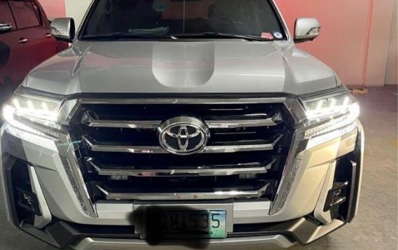Selling Silver Toyota Land Cruiser 2011 in Taguig-1