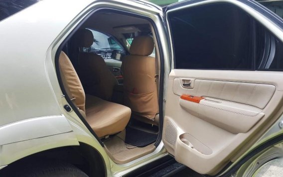 Silver Toyota Fortuner 2011 for sale in Taguig-1