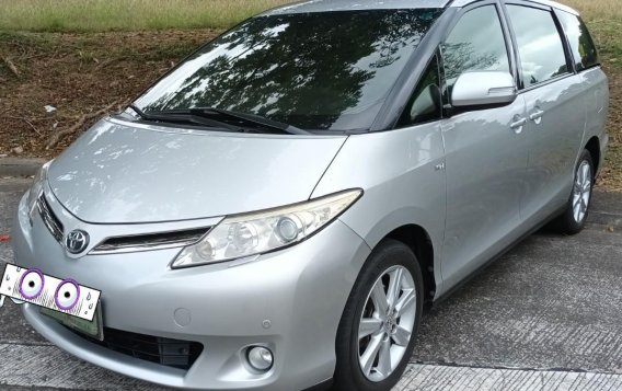 Silver Toyota Previa 2009 for sale in Las Piñas-2