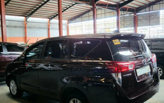 Selling Red Toyota Innova 2020 in Quezon City-3