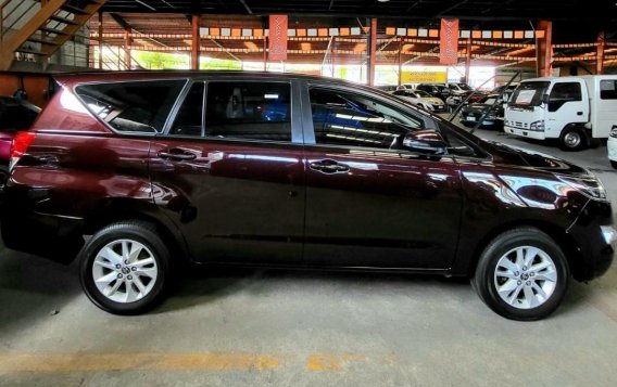 Selling Red Toyota Innova 2020 in Quezon City-6