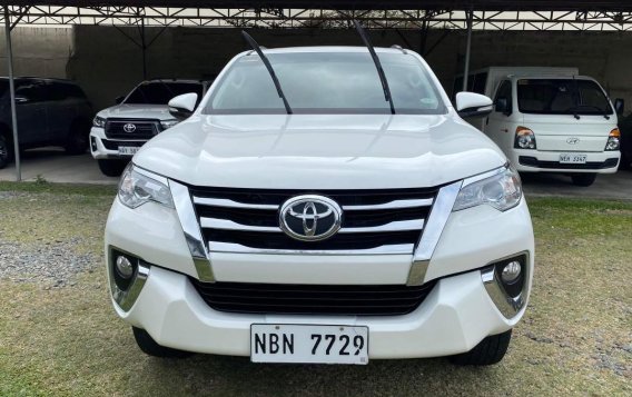 White Toyota Fortuner 2017 for sale in Quezon City-1