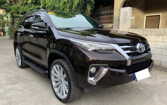 Sell Black 2016 Toyota Fortuner in Quezon City-2
