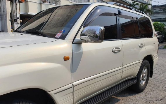 Pearl White Toyota Land Cruiser 2001 for sale in Quezon